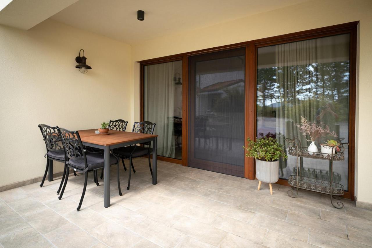 Apartments Kras 24 With Pool Sežana エクステリア 写真