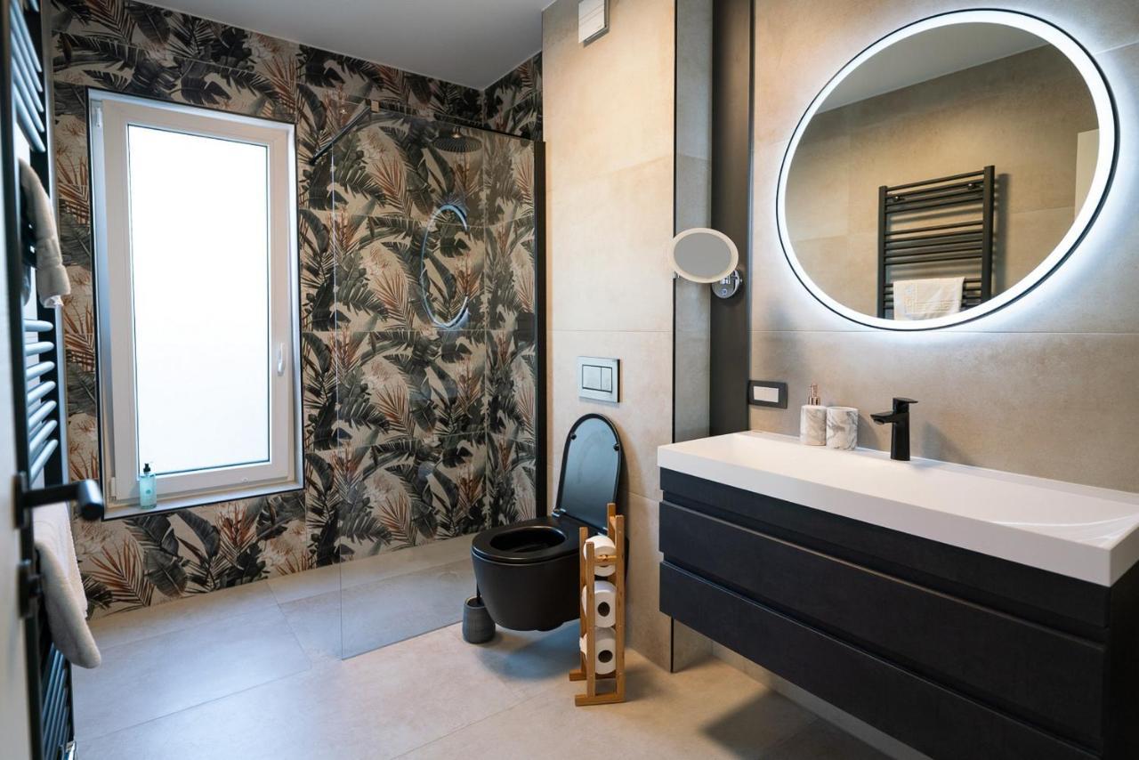 Apartments Kras 24 With Pool Sežana エクステリア 写真