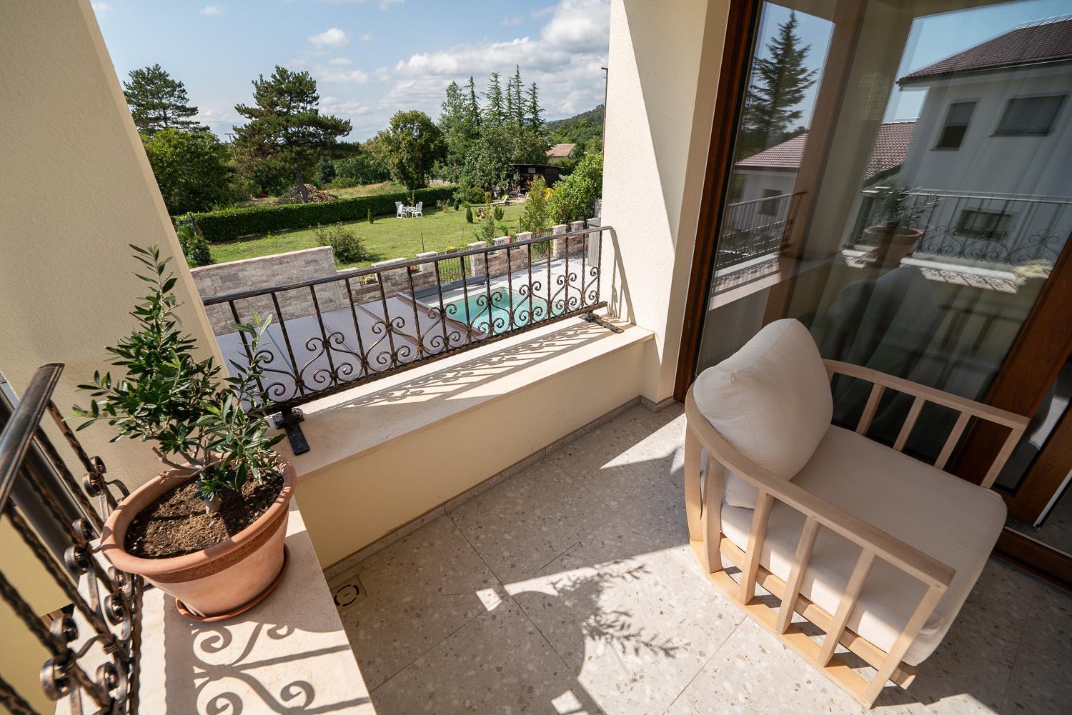 Apartments Kras 24 With Pool Sežana エクステリア 写真