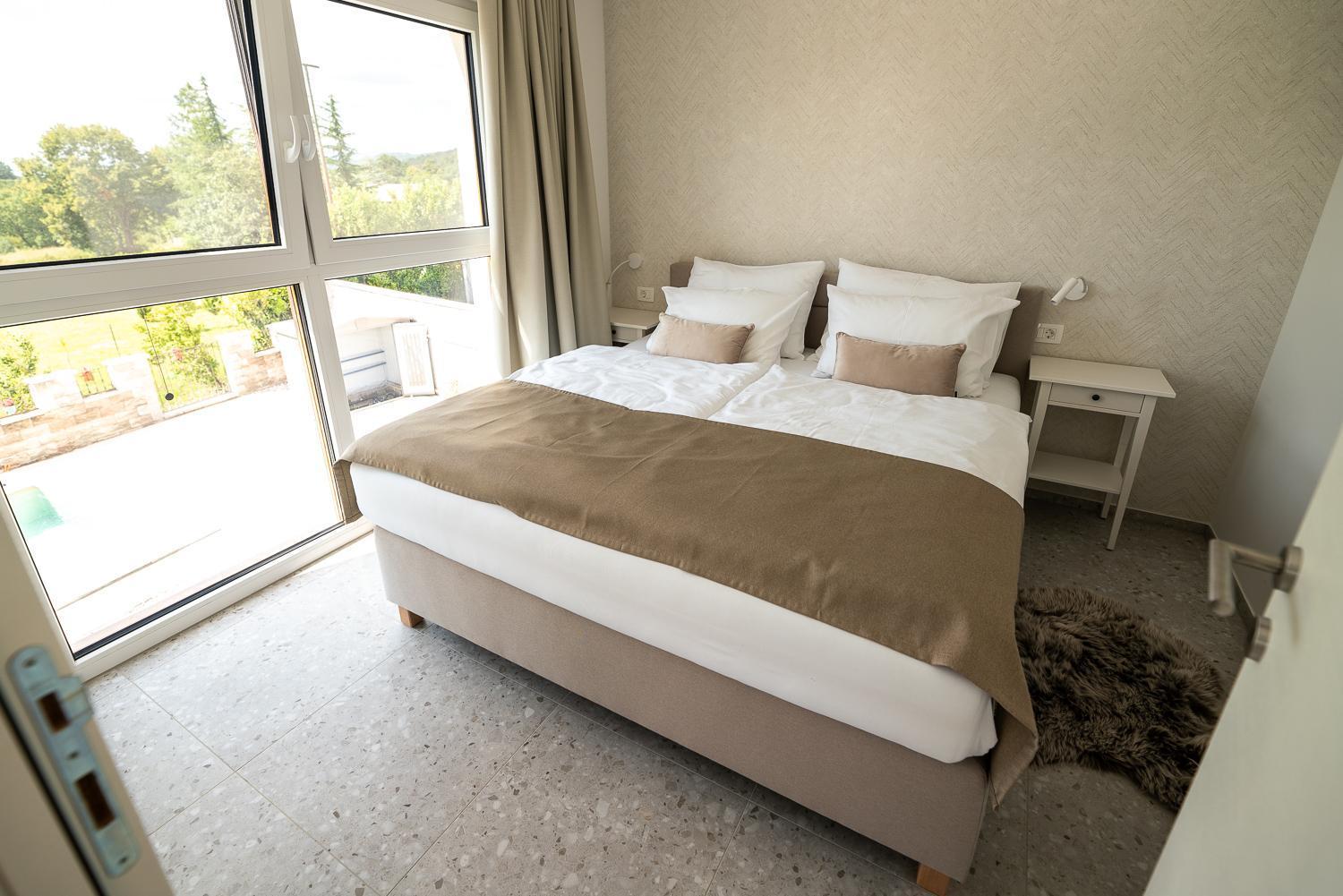 Apartments Kras 24 With Pool Sežana エクステリア 写真
